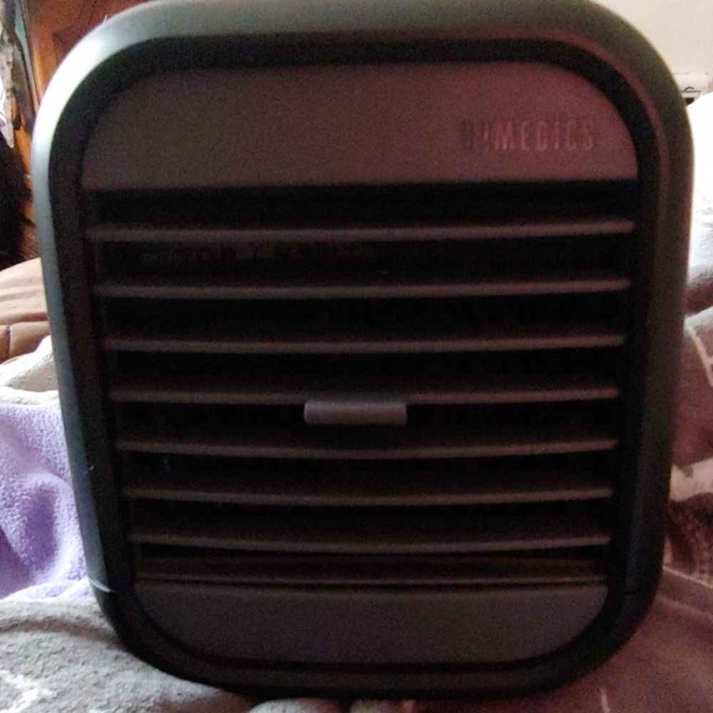 Mini Homedics Air conditioner